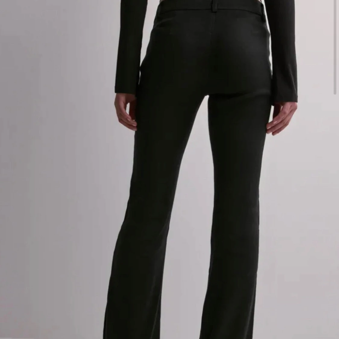 Svarta linnebyxor  - 1