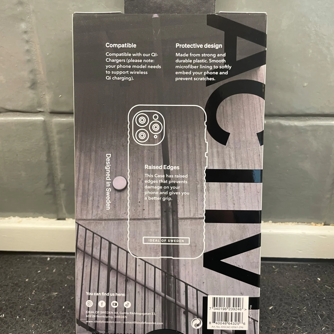 Svart mobilskal från Ideal of Sweden - 1