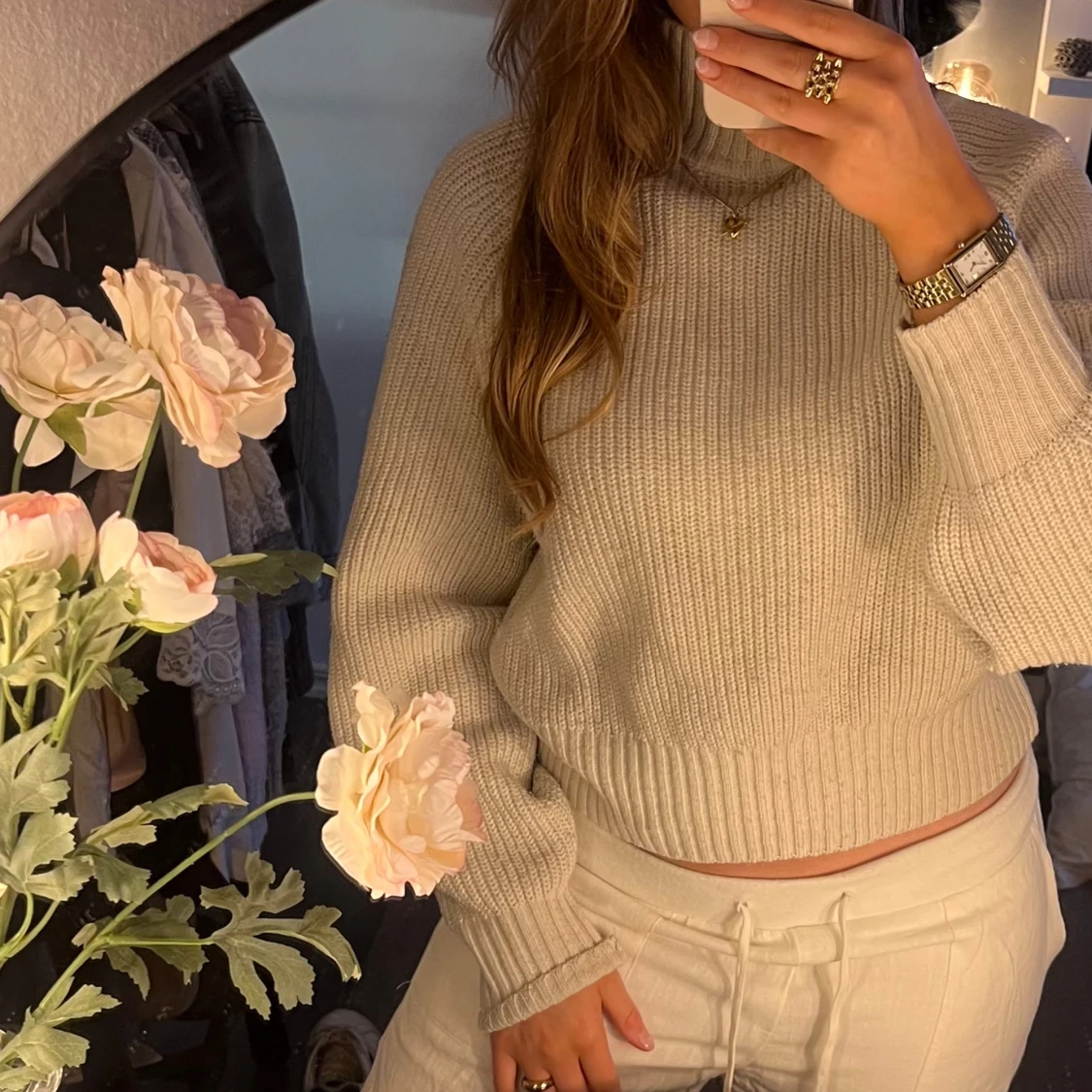 Beige stickad tröja