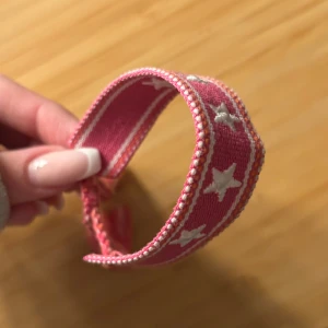 Rosa armband - Jätte gullig 