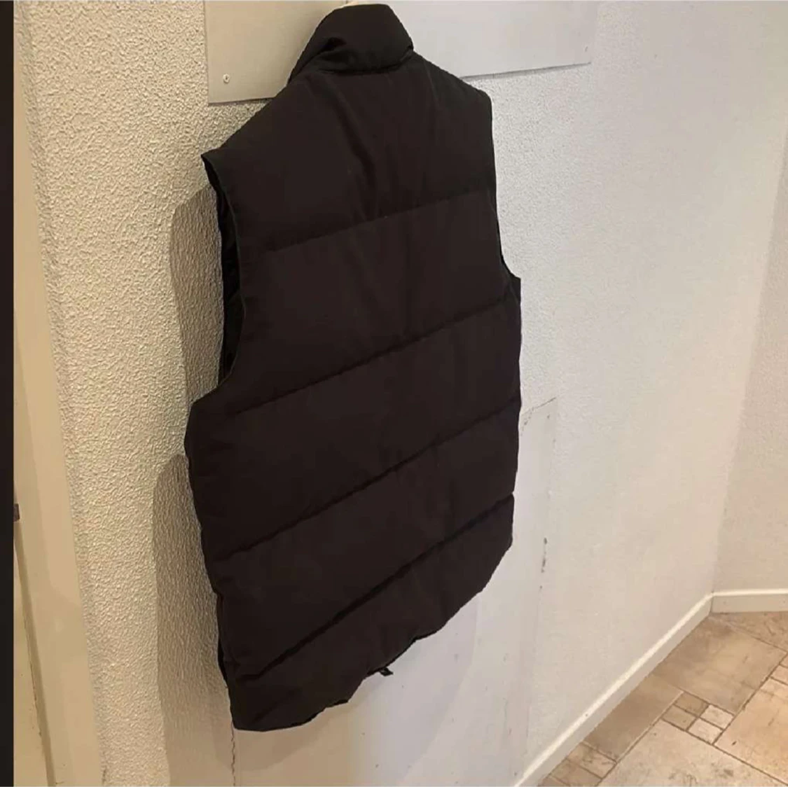 Svart dunväst från Canada Goose - 4