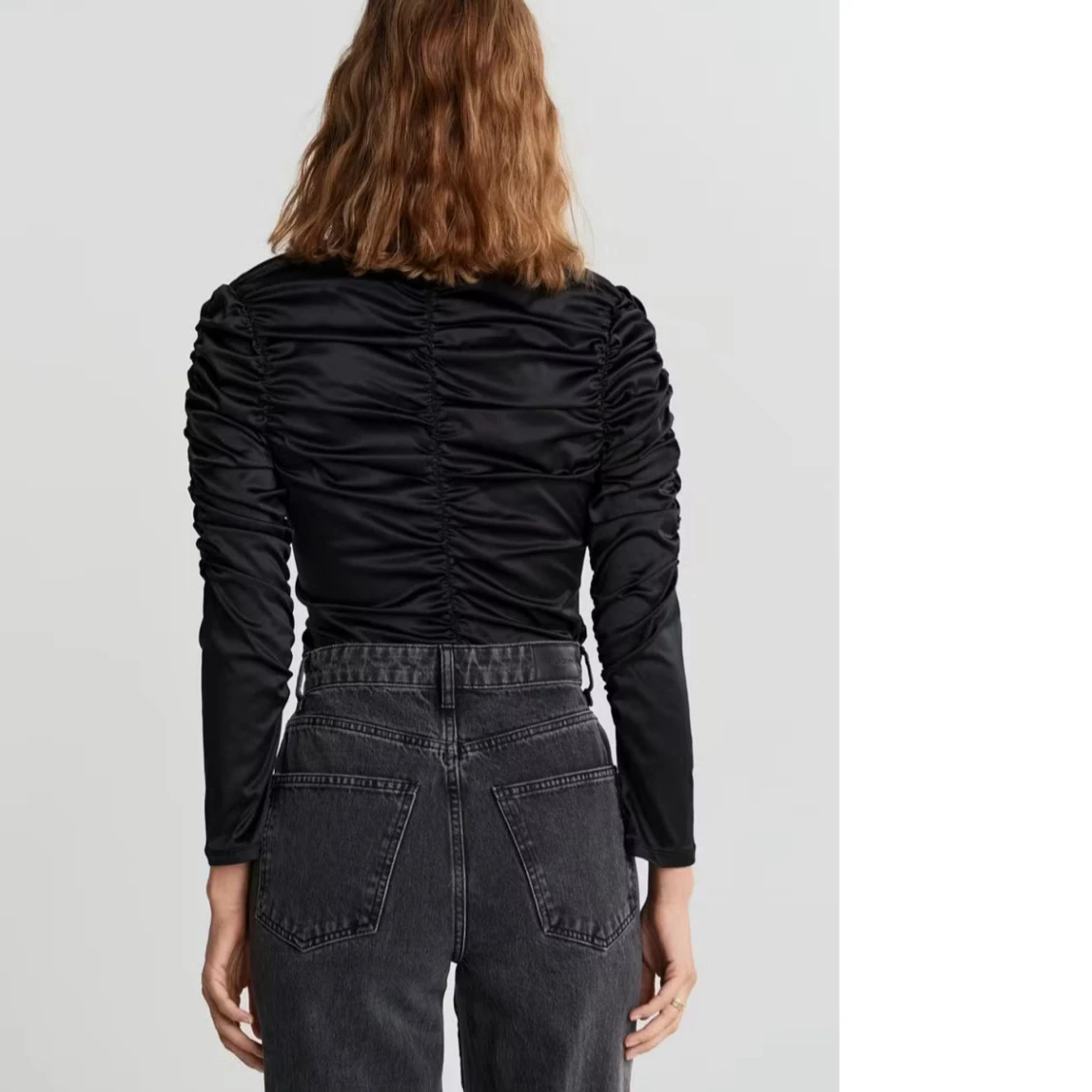 Svart långärmad topp - Ginatricot - 2