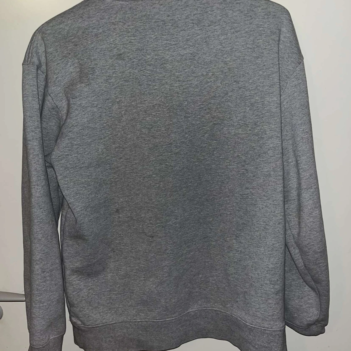 Grå BOSS sweatshirt i bomull - 1