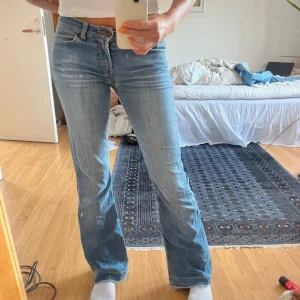 Low waist jeans - Low waist jeans Storlek s Flared jeans 