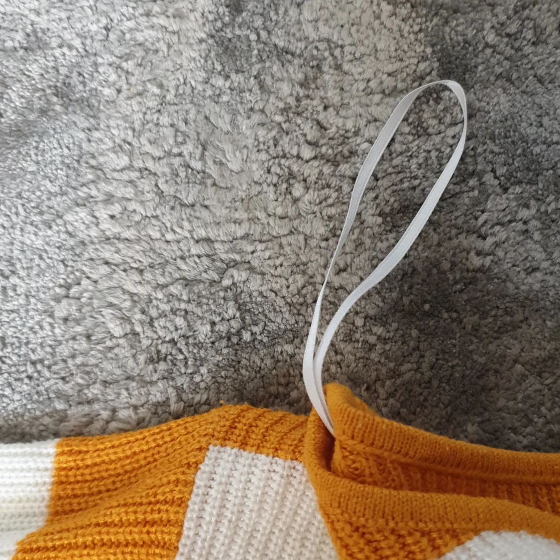 Randig gul och vit stickad tröja H&M - 2