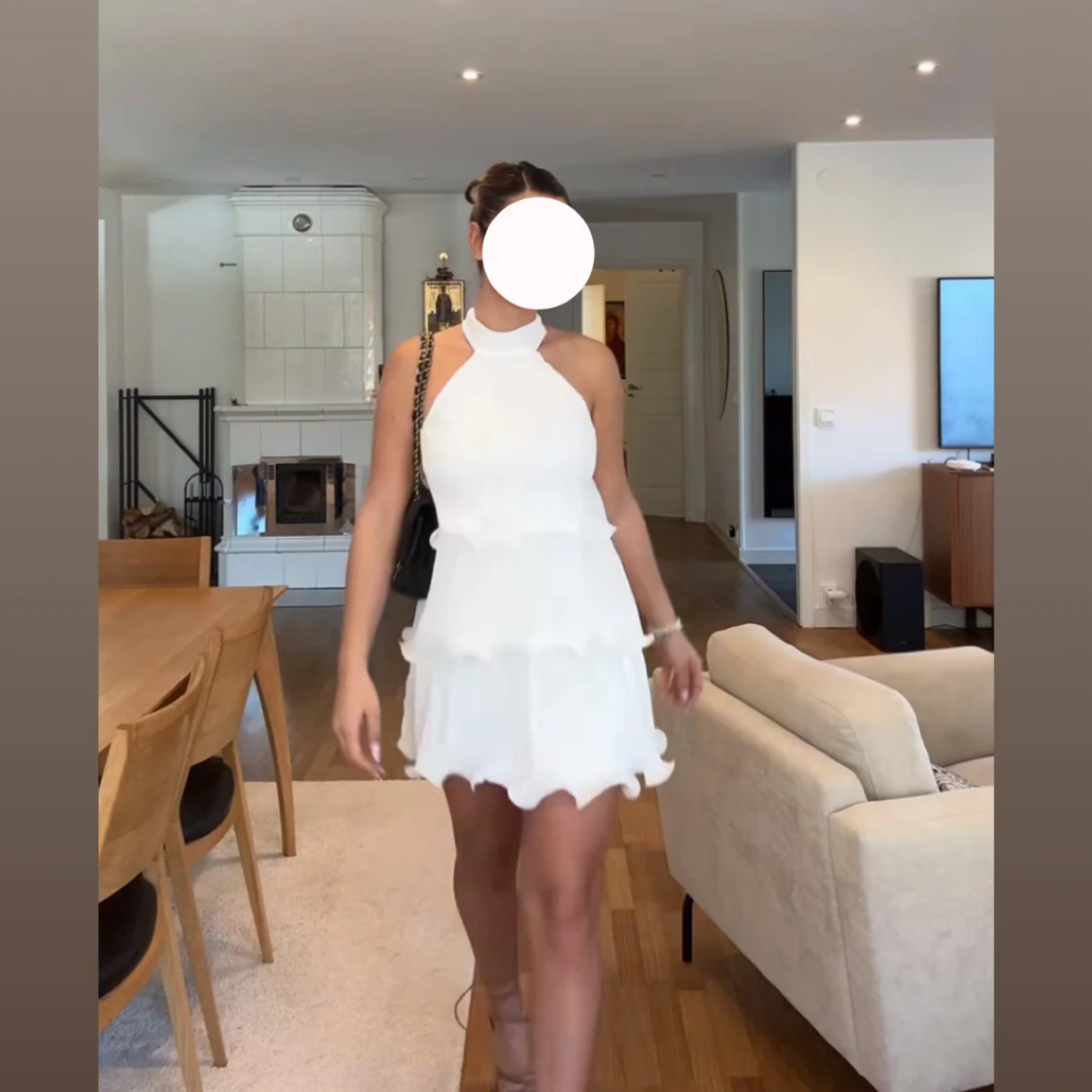 Vit volangklänning från Gina - 1