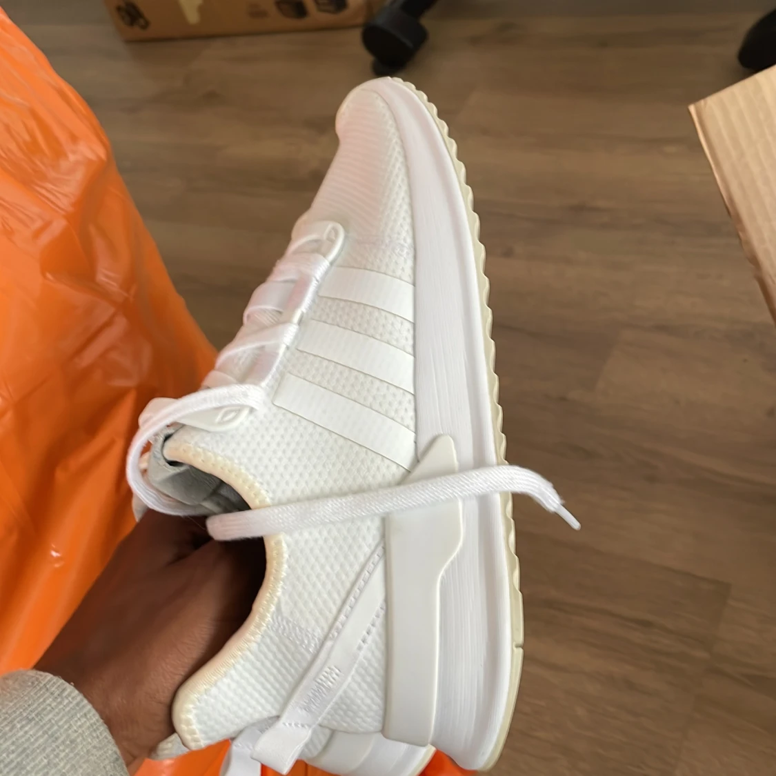 Adidas skor - 1