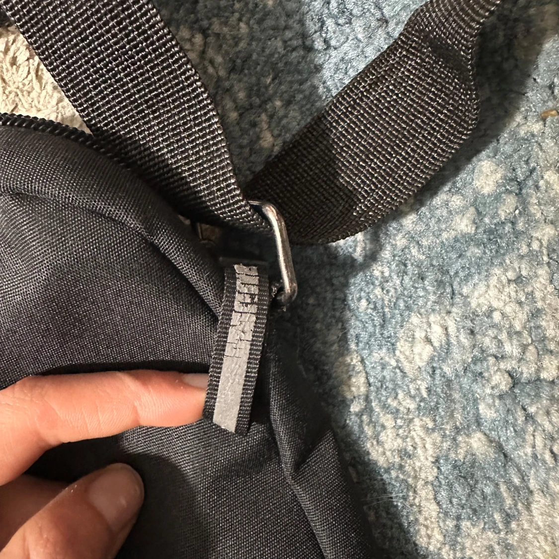 Svart axelväska från Jiudianli - 2