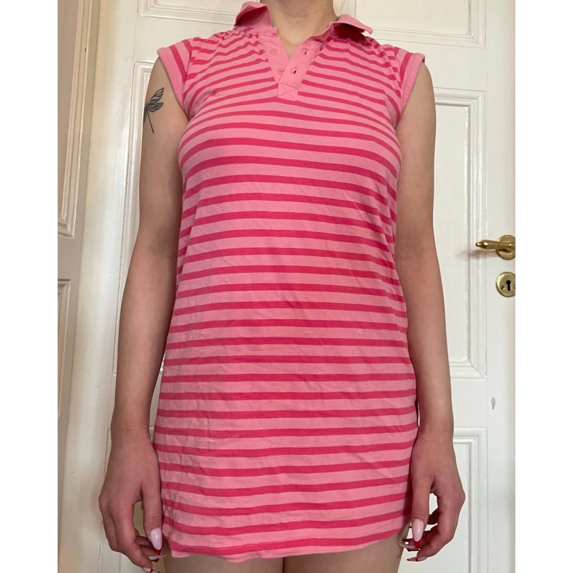 Rosa och ljusrosa randig kortklänning - 1