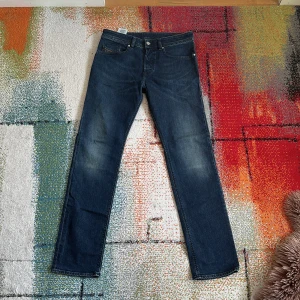Feta Diesel jeans med nice fade  - Slimfit 29/32 (priset ej hugget i sten) Retail: runt 1800