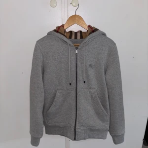 Burberry kofta  - SÅLD‼️