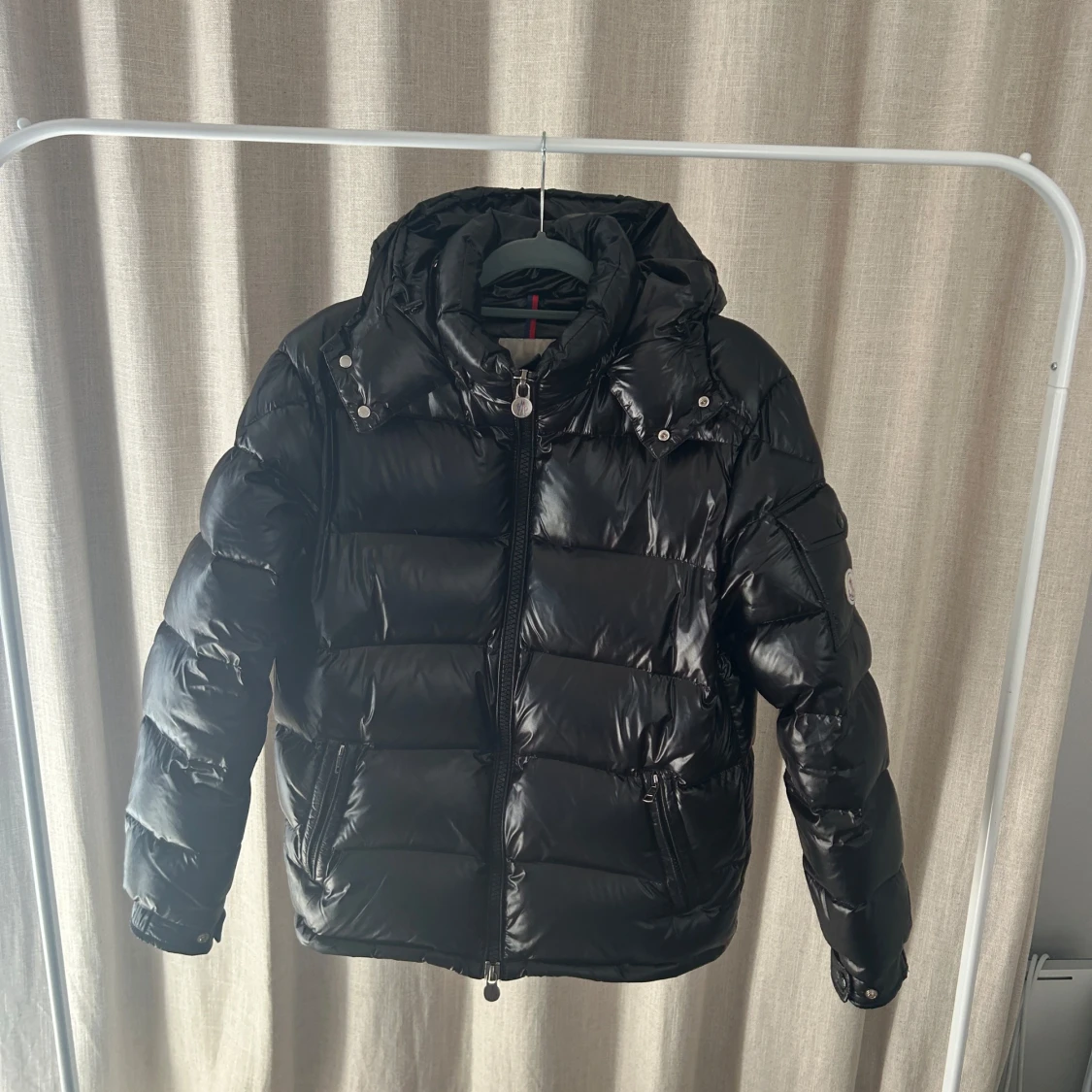 Svart pufferjacka från Moncler