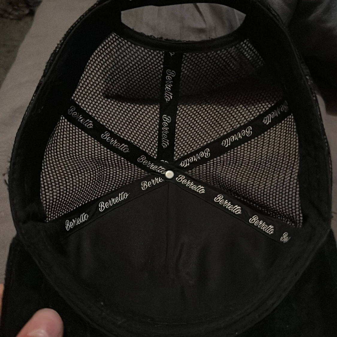 Svart keps med fototryck - 3