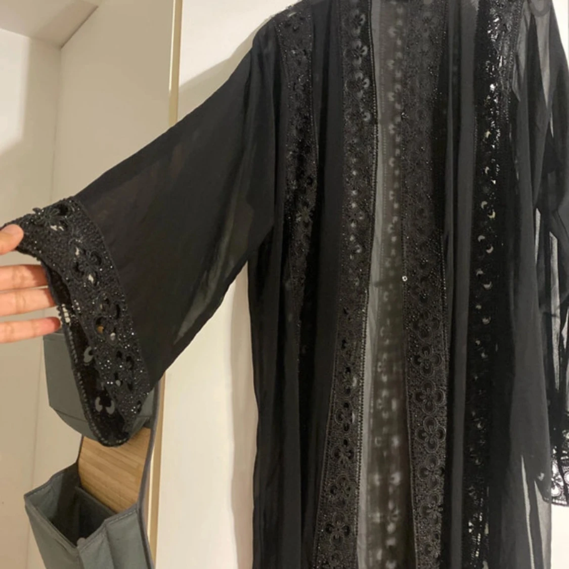 Diamond detailed abaya