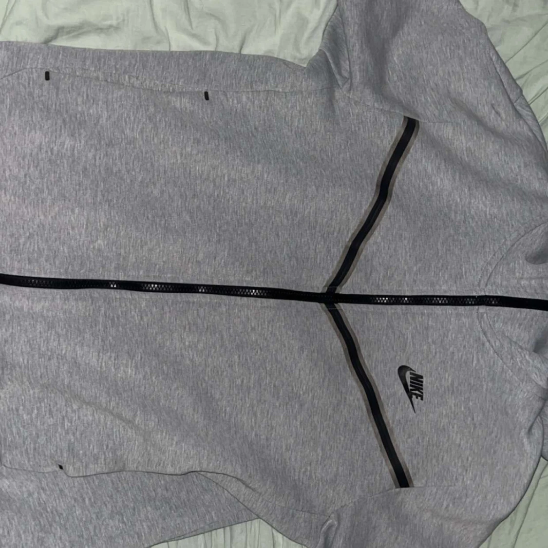 Grå hoodie från Nike