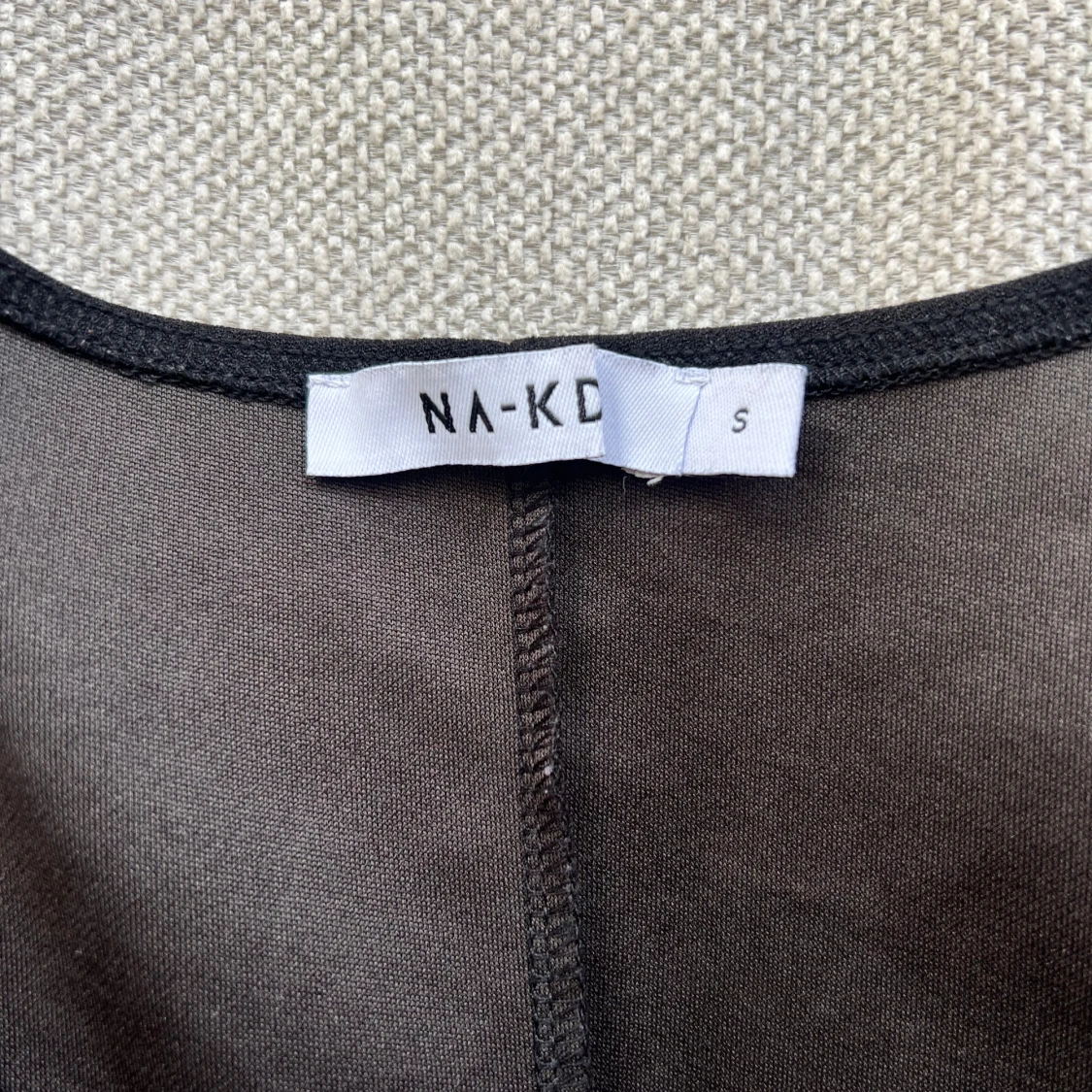 Svart omlottopp med knyt från NA-KD - 4