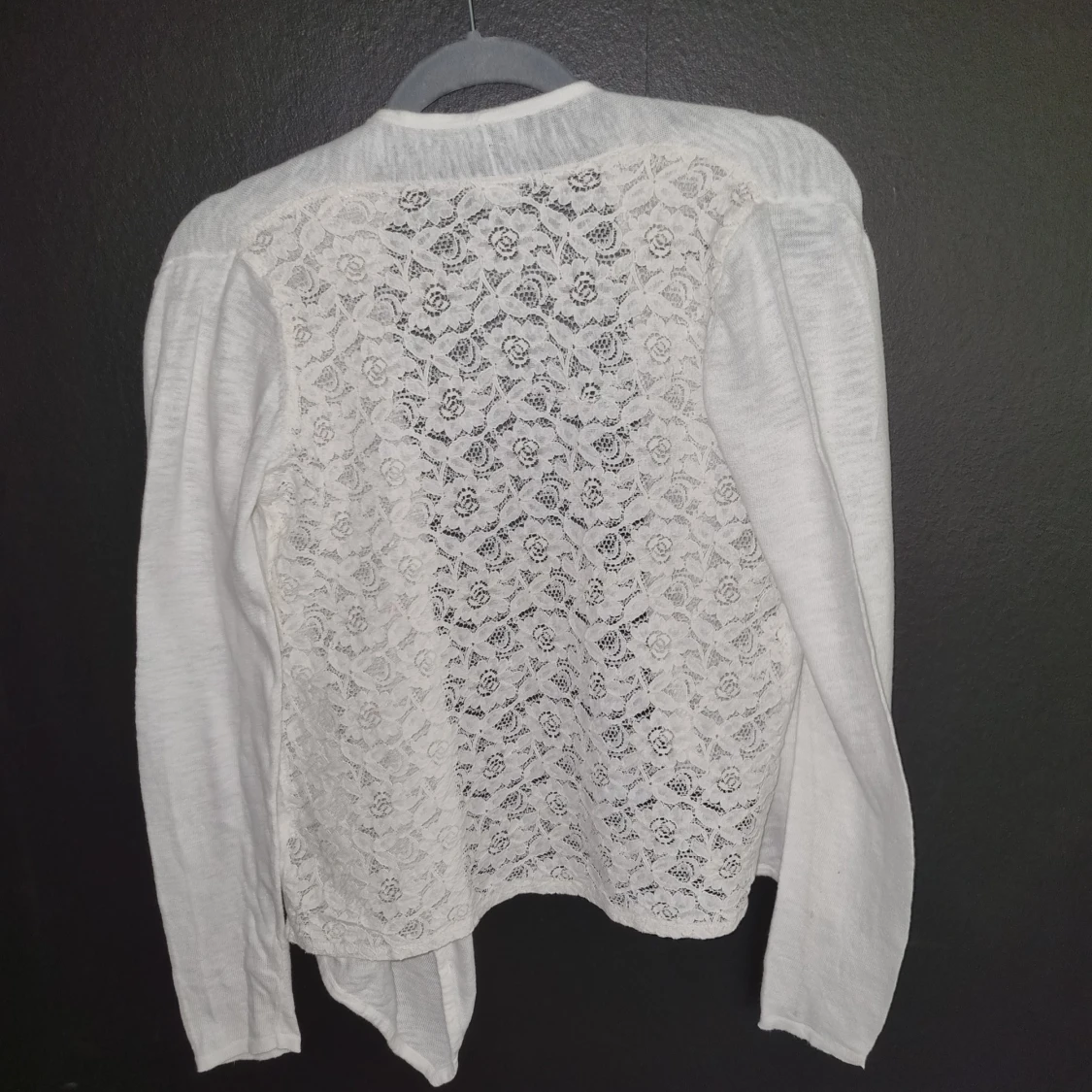 Vit spetskofta från Lindex - 1