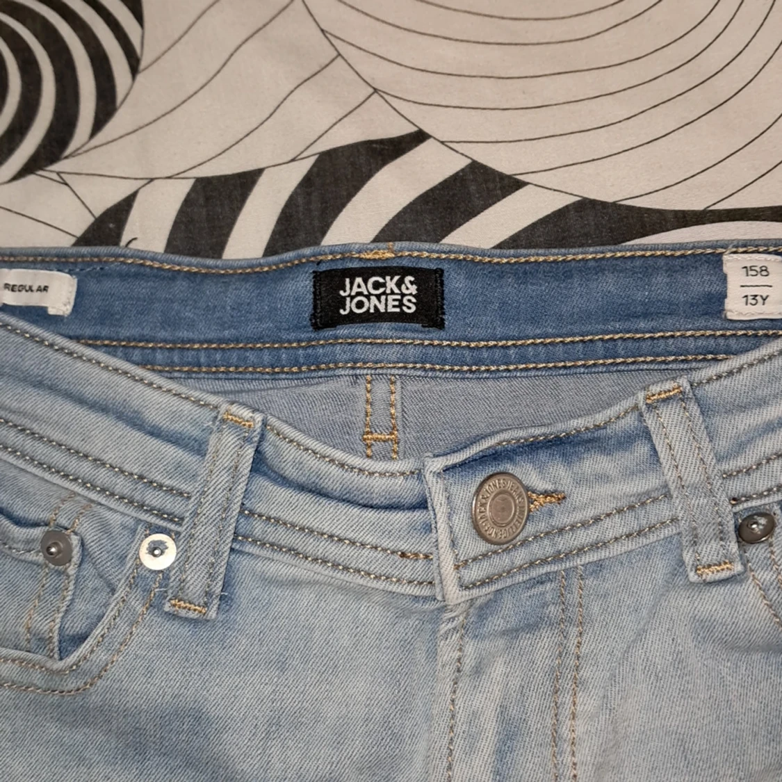 Ljusblå jeansshorts från Jack & Jones - 2