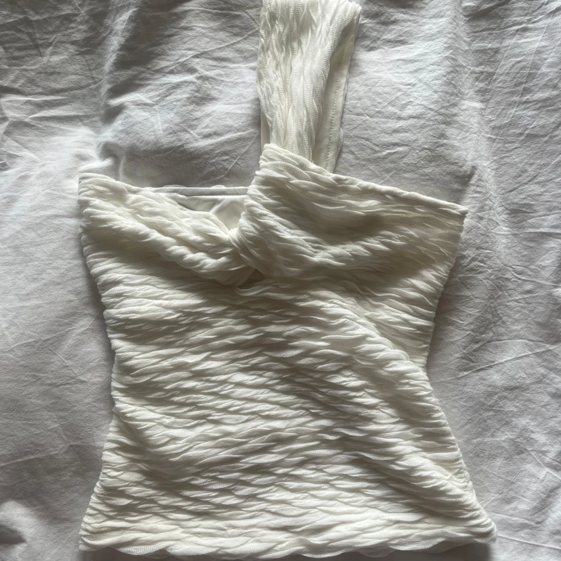 Vit oneshoulder topp från Millinary - 1