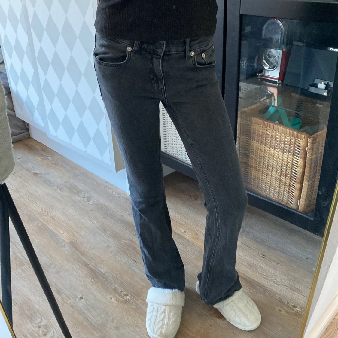 Grå bootcut jeans från 157