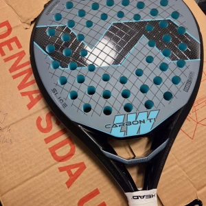 2x padelrack - Båda för angivet pris.