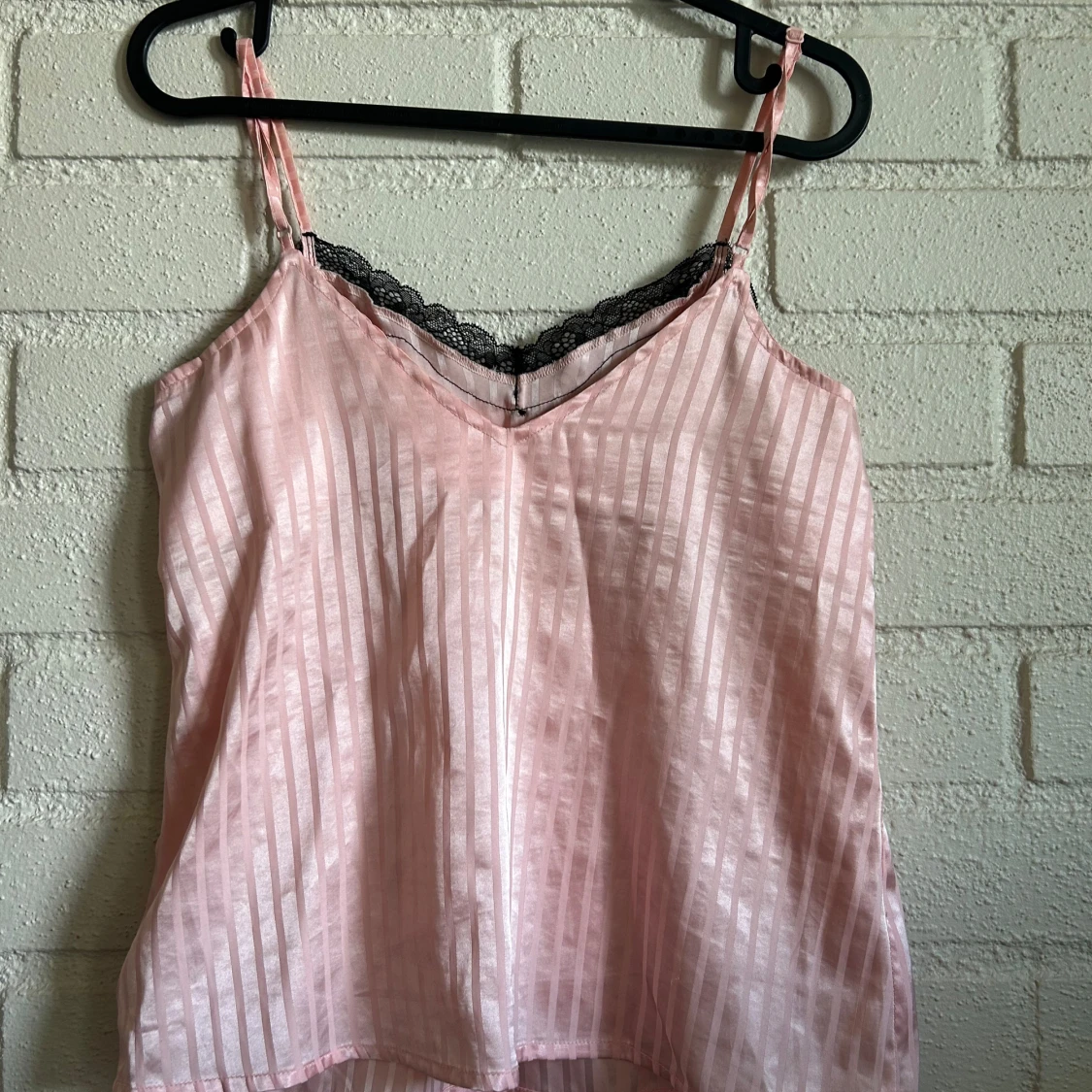 Rosa/svart topp  - 1