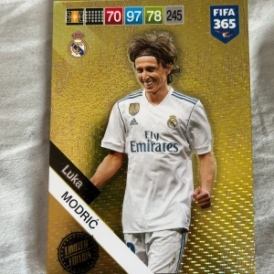 Stort Modric kort från Real Madrid  - Säljer detta kort 