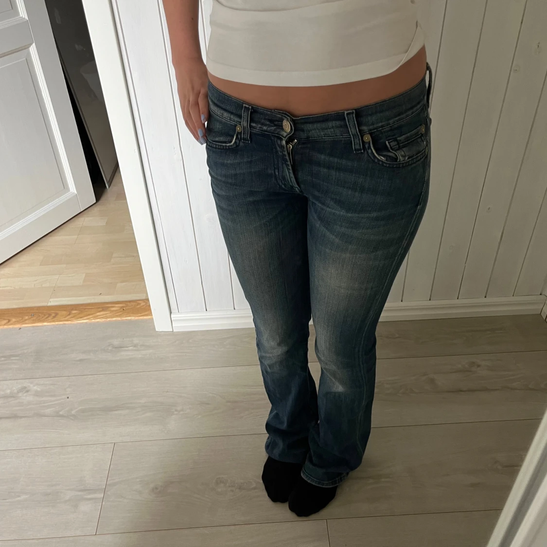 Lågmidjade bootcut jeans från 7 For All Mankind