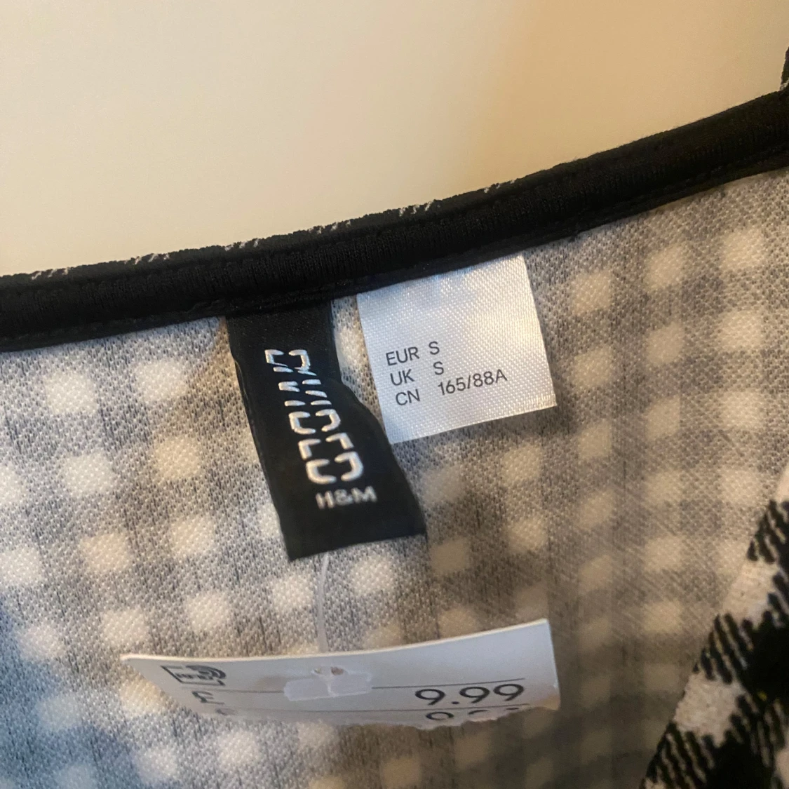 Rutig klänning från H&M - 3