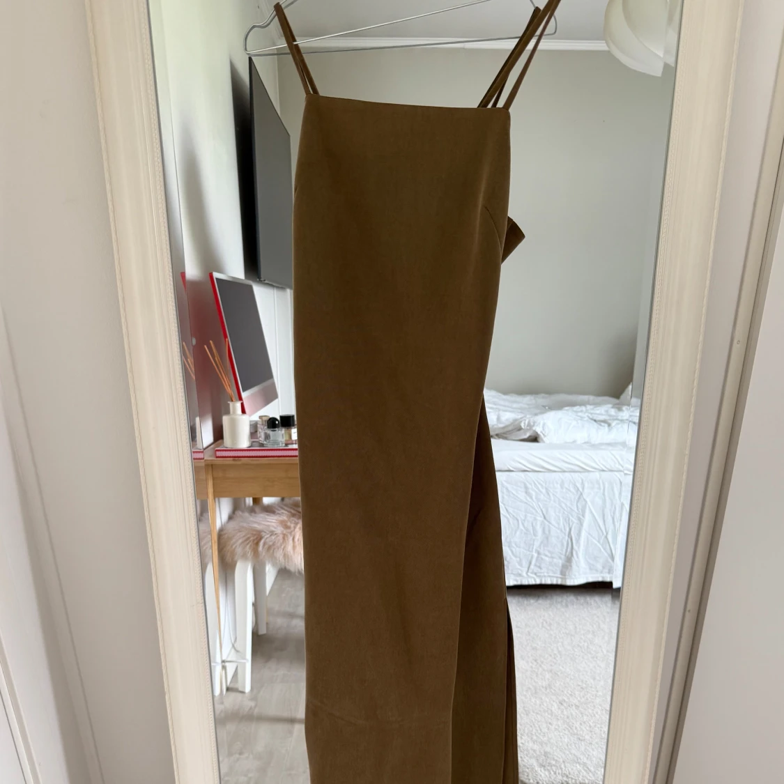 Olivgrön långklänning - 1