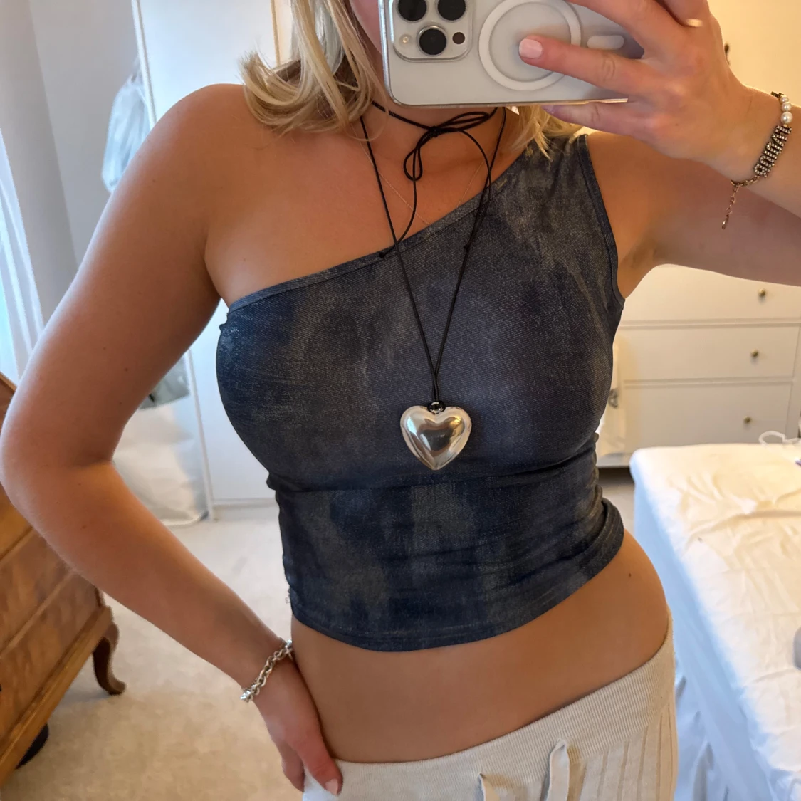 One shoulder topp - 1