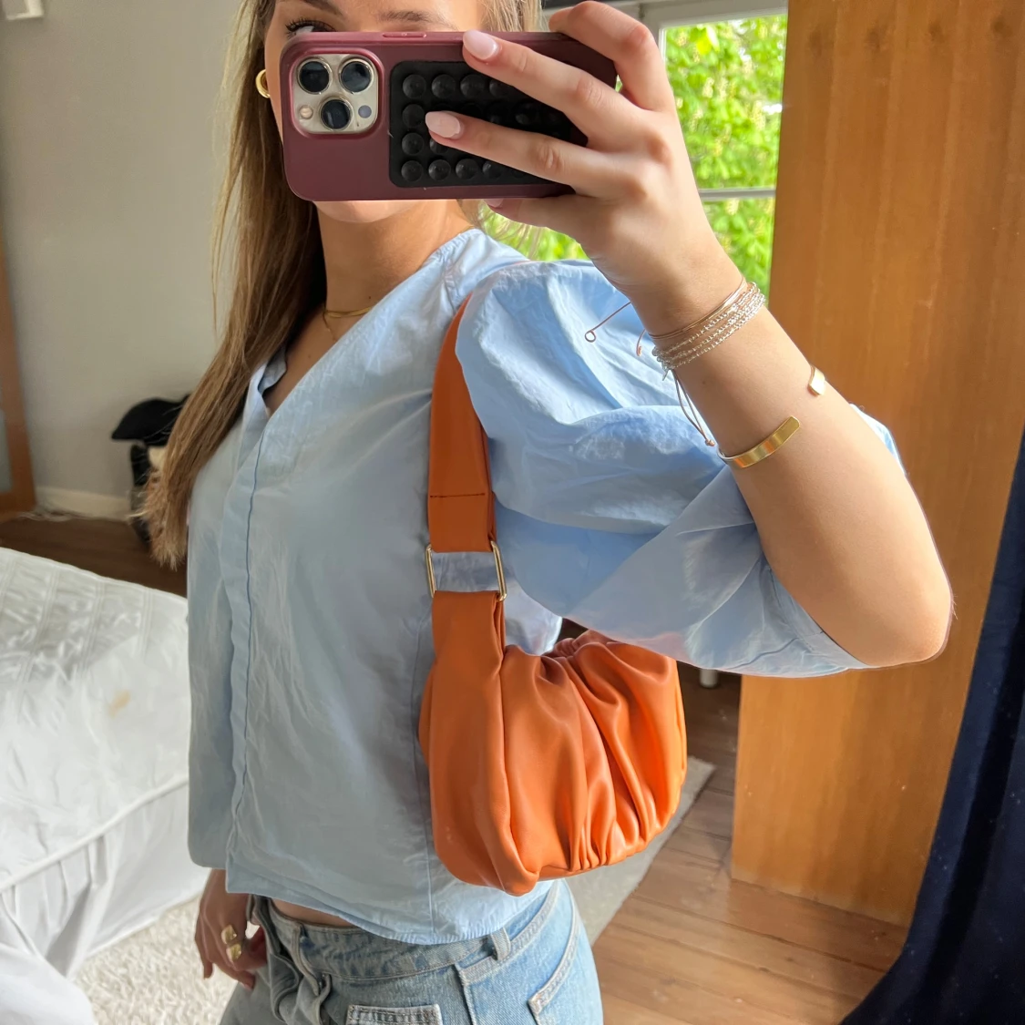 Orange axelväska  - 1