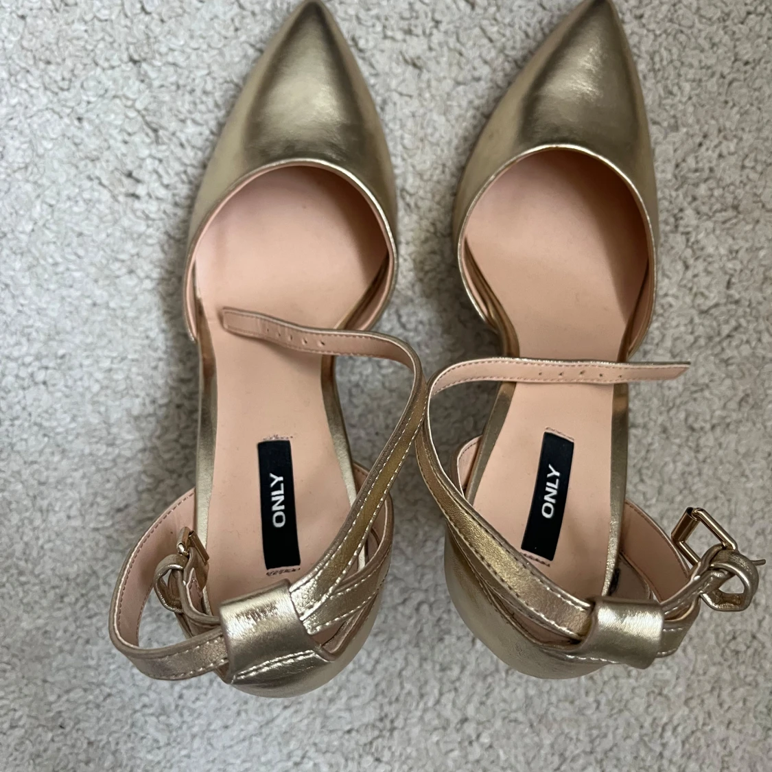 Guld Klackskor från Only - 1