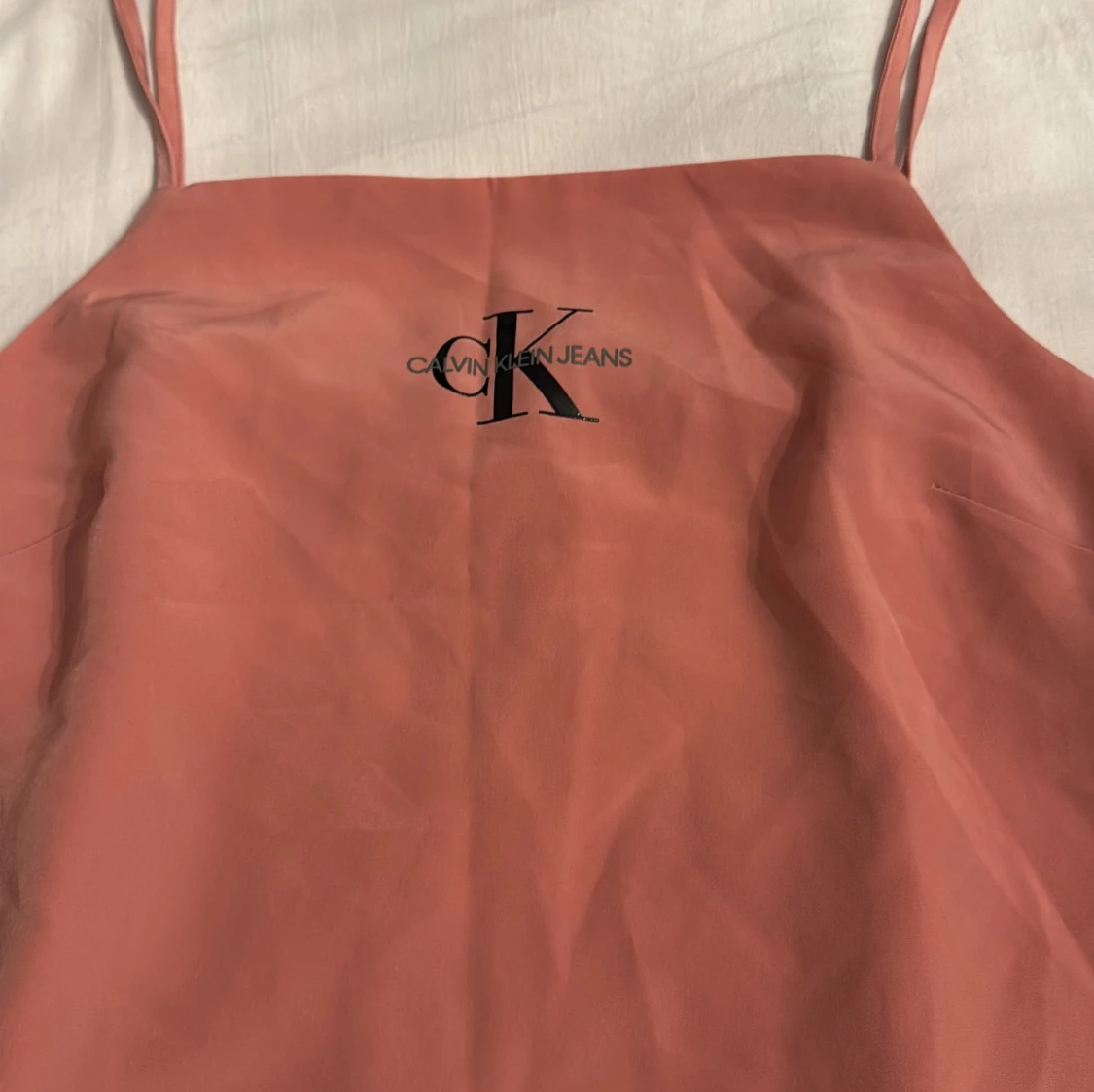 Rosa klänning från Calvin Klein - 90