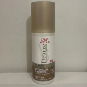 Wella deluxe oil lotion - Oil infused lotion spray från wella. Ny och helt full! 🤍