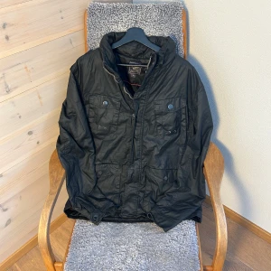 Fieldjacket, Svart - Skick 8/10