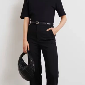 Kostym byxor från gina storlek 38 - ej använt 