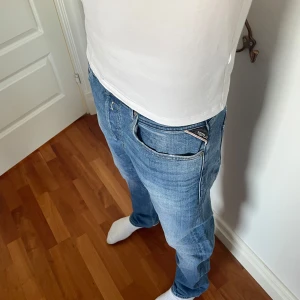 Replay jeans - Snygga Replay jeans med en najs ljus färg | storlek 32 | modell Grover | skriv privat för mer information.