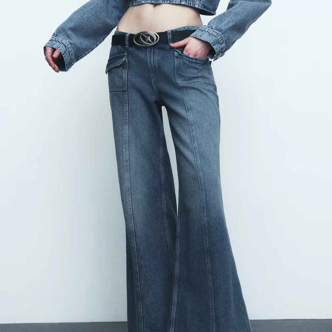 Hm Low rised Flare(ish) jeans