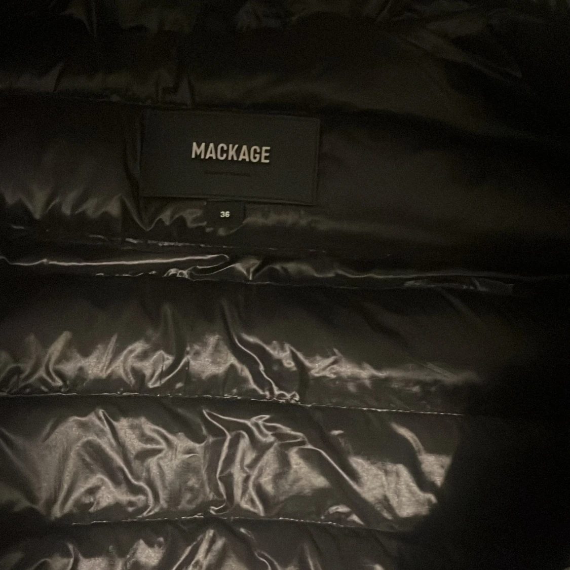 Mackage väst - 92