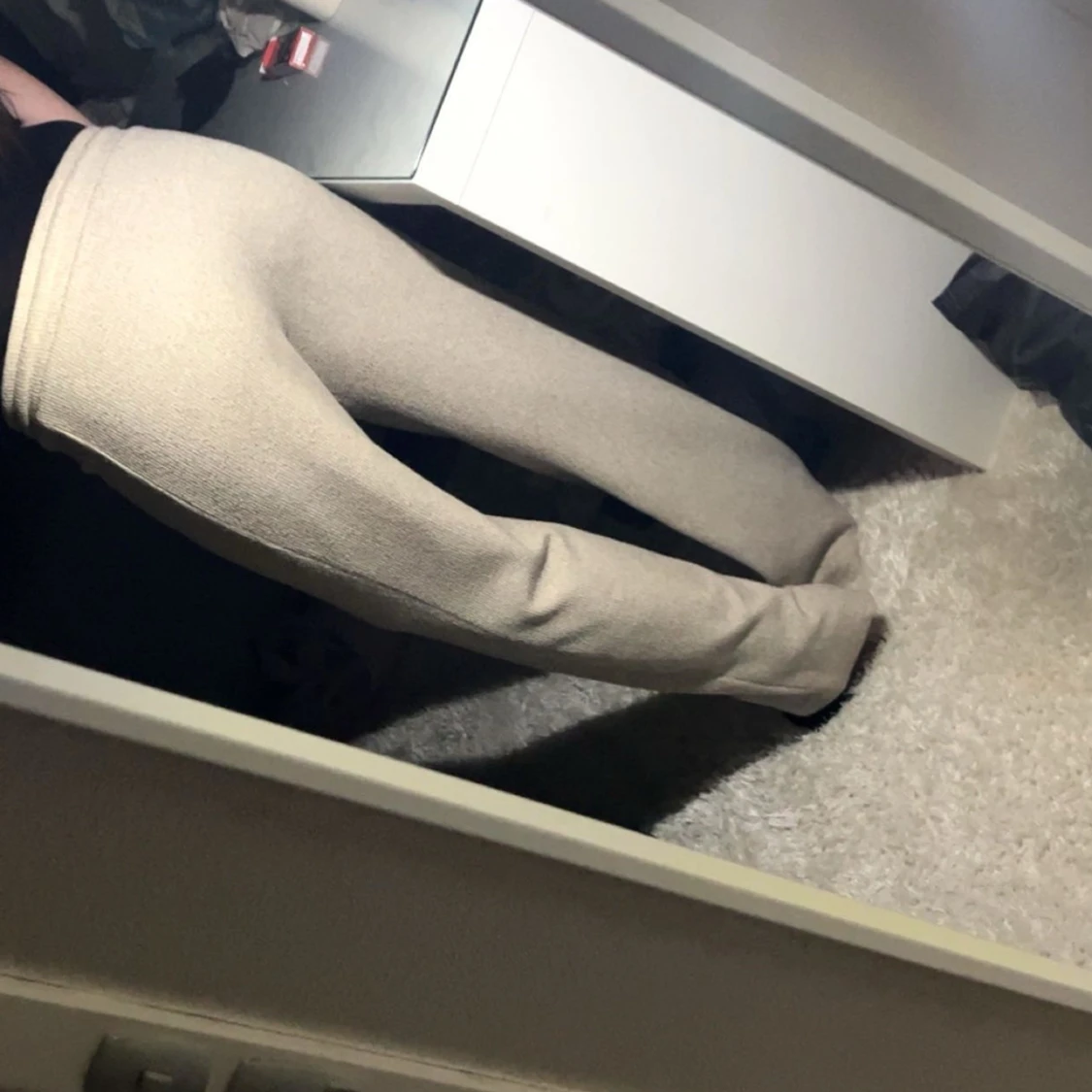 Beige stickade byxor - 90