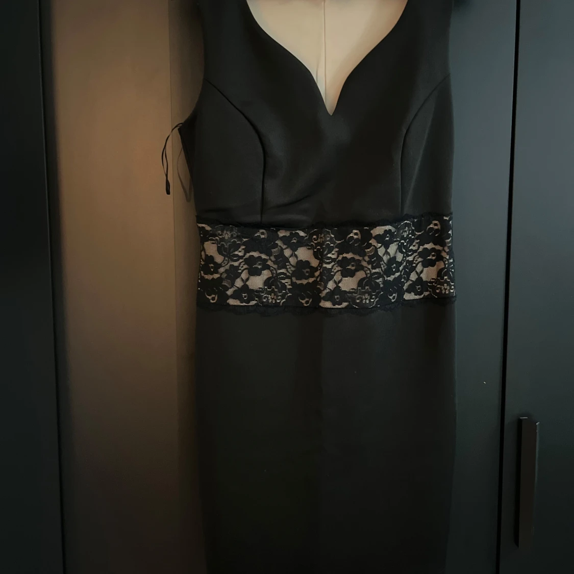 Svart klänning från Bodyflirt - 90