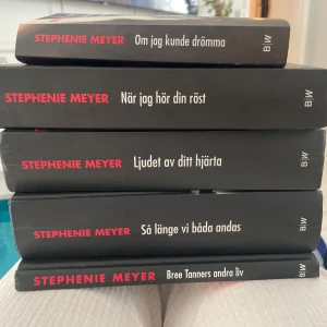 Böcker - Twilight serien alla böcker för 200kr