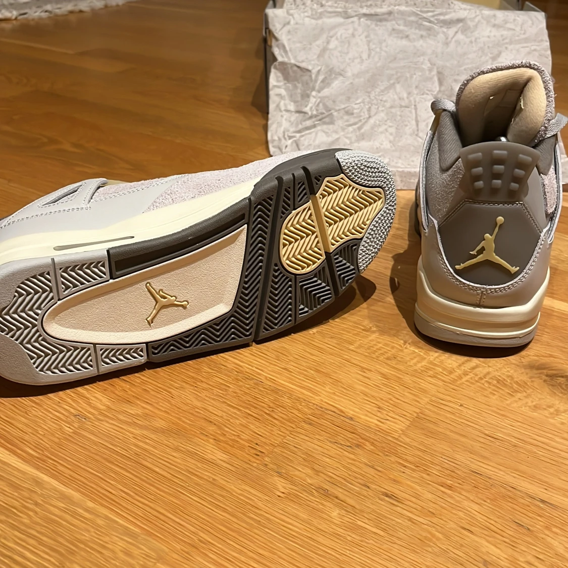 Air Jordan 4 Retro ”Photon Dust” (Med låda) - 91