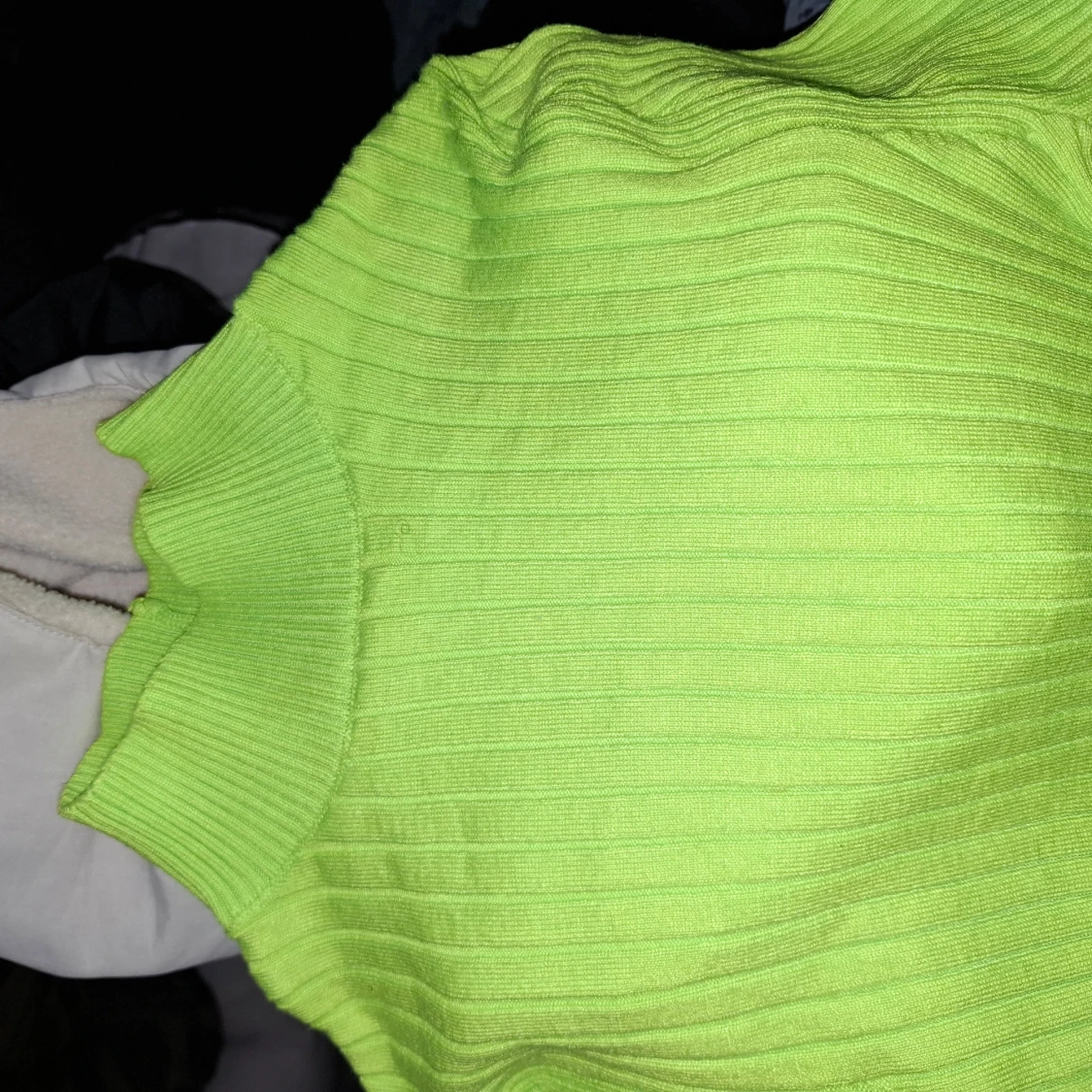 Neon grön stickad topp - 90