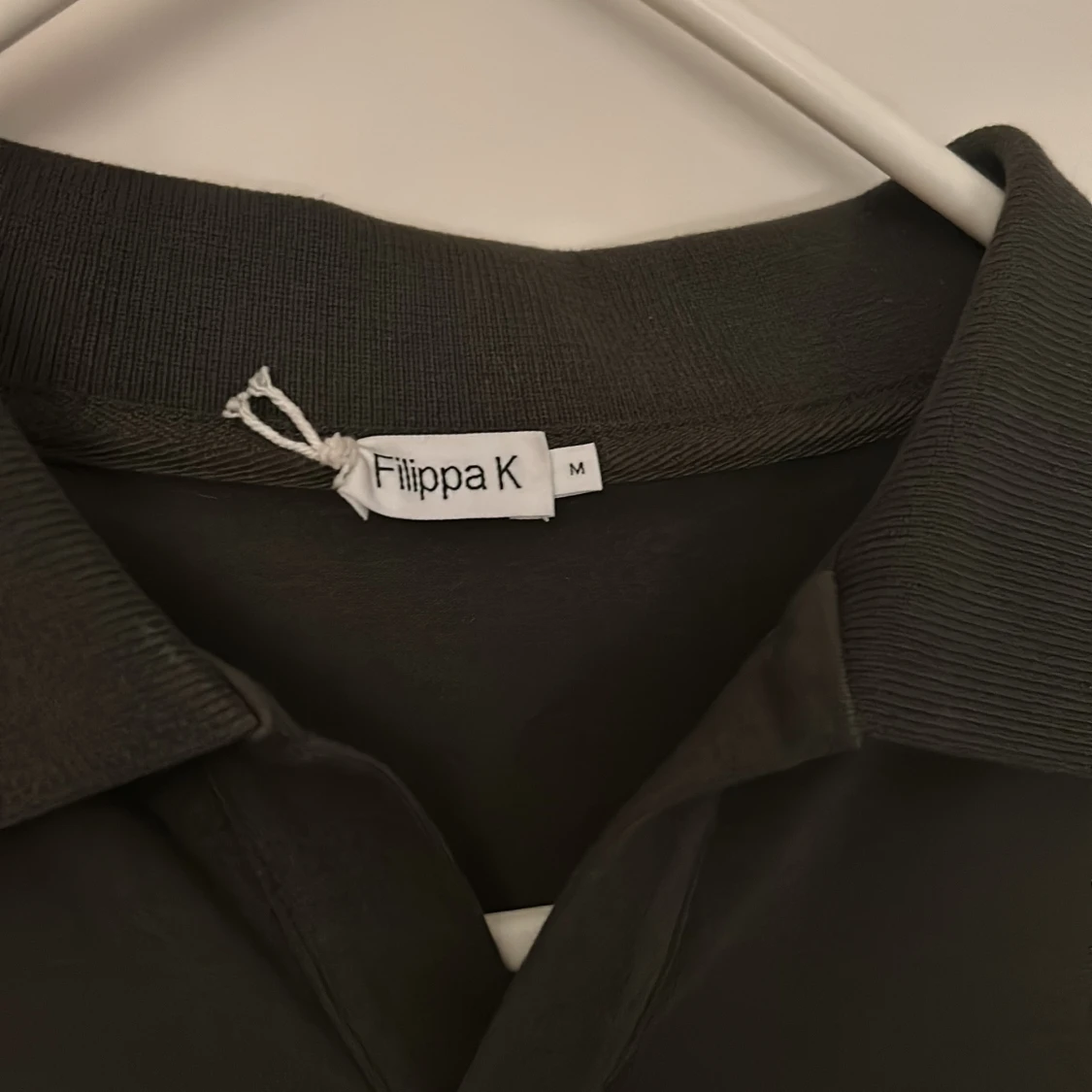 Filippa K piké  - 90