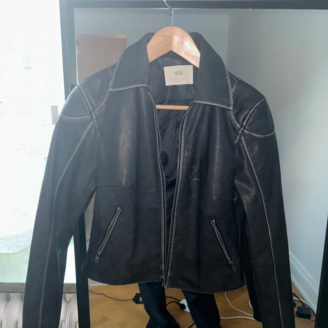 Jacka från stradivarius