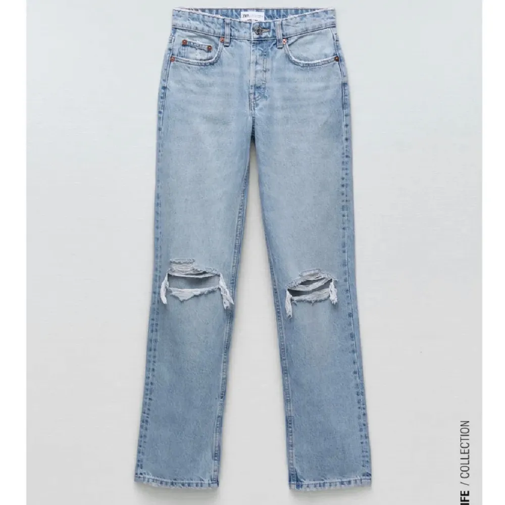 Säljer då de är för små för mig ! Bra skick , kom privat för egna bilder 🩷. Jeans & Byxor.