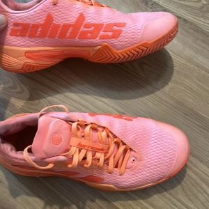 Padel skor - Säljer padelskor storlek 41 - 1/3 