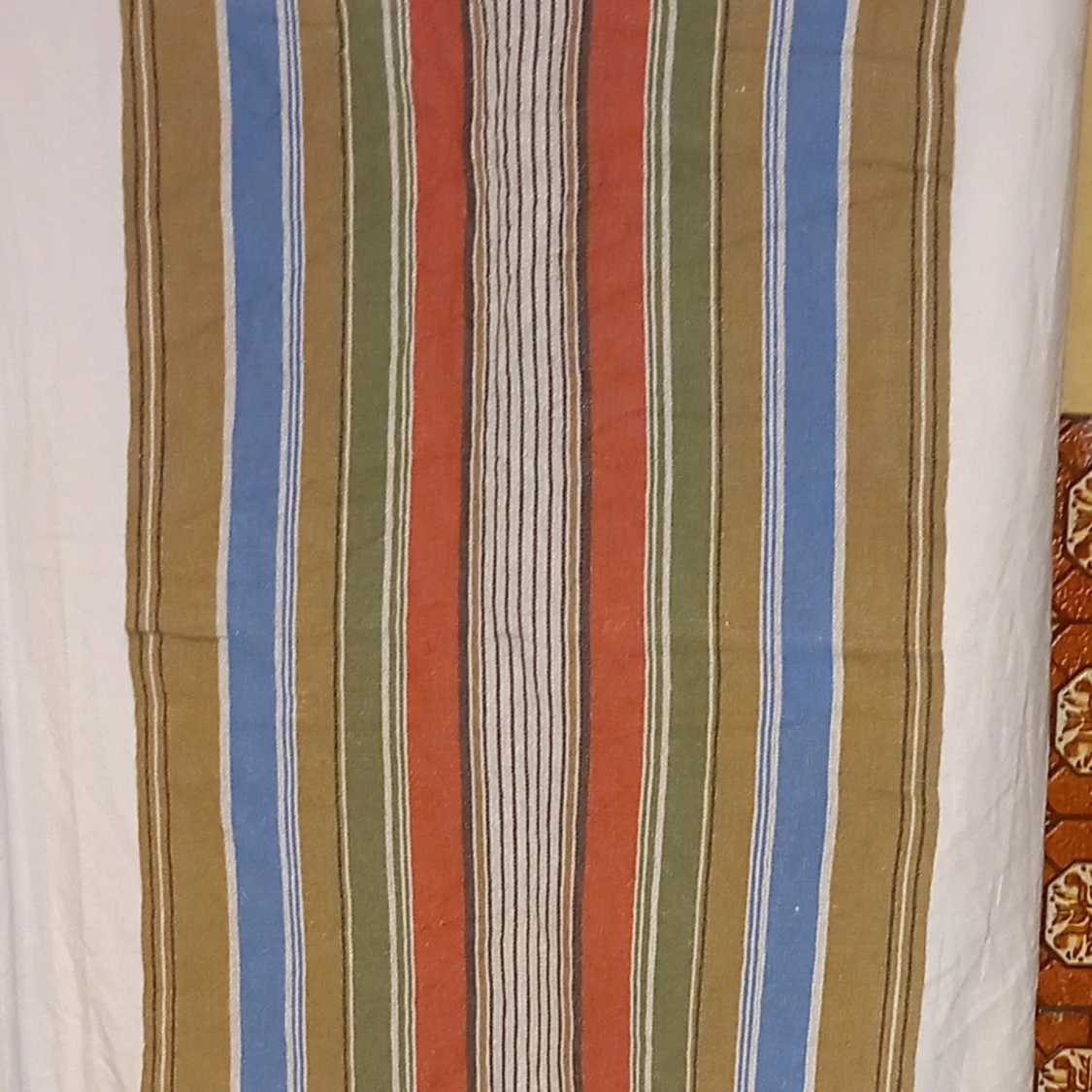 Randig vävd duklöpare ca br43, längd 130